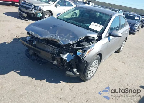 2022 Hyundai Accent Se z USA, uszkodzony, nr VIN 3KPC24A69NE186332